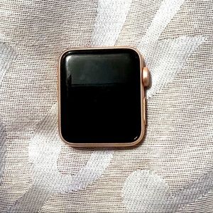 Apple Watch Series 3 Rose Gold 38 MM
